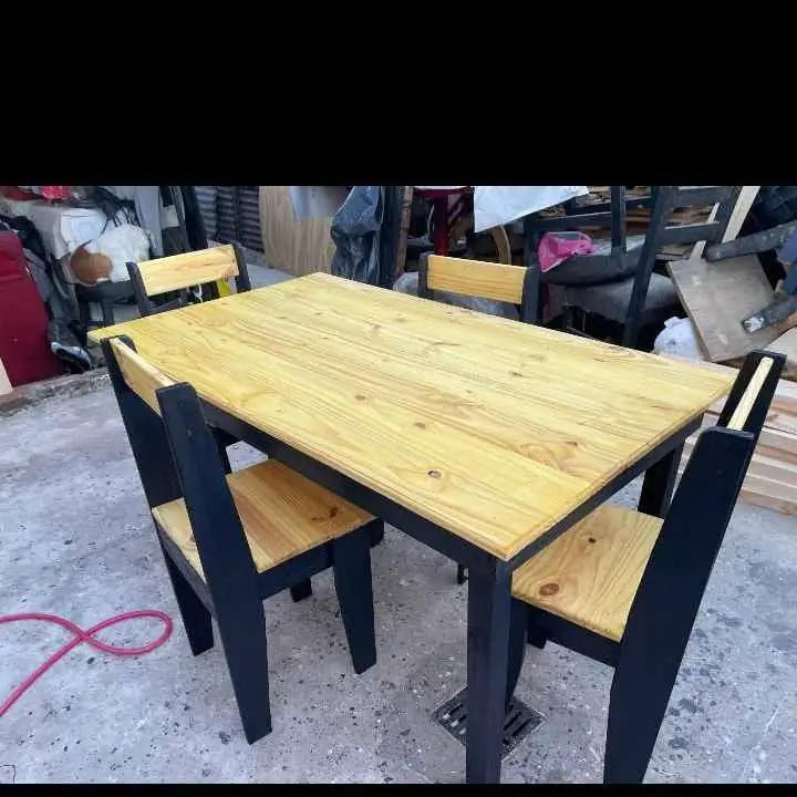 Juego de comedor de pino