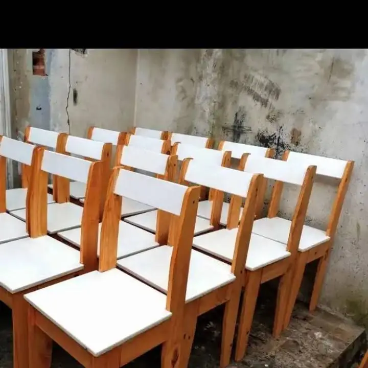 Juegos de comedor de pino macizo, realizamos envíos a domicilio. Abonas todo al recibir Contam