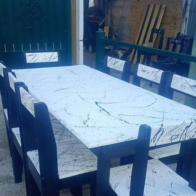 Somos fabricantes de mesa y silla de pino hacemos envios abonas al recibir