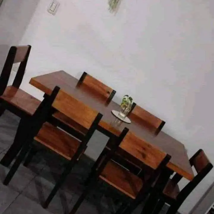 Juegos de comedor de pino macizo, realizamos envíos a domicilio. Abonas todo al recibir Contam