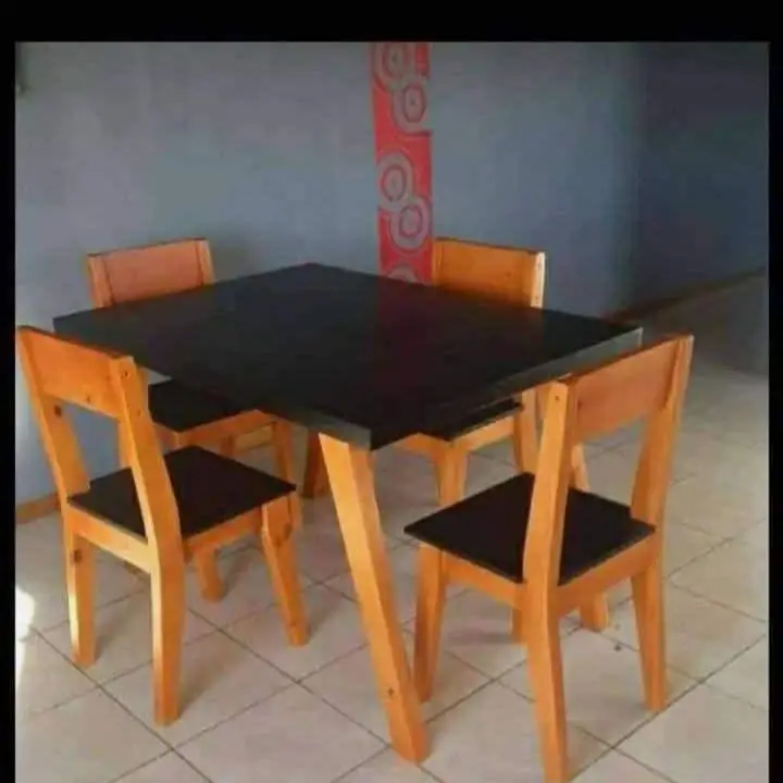 Somos fabricantes de mesa y silla de pino hacemos envios abonas al recibir