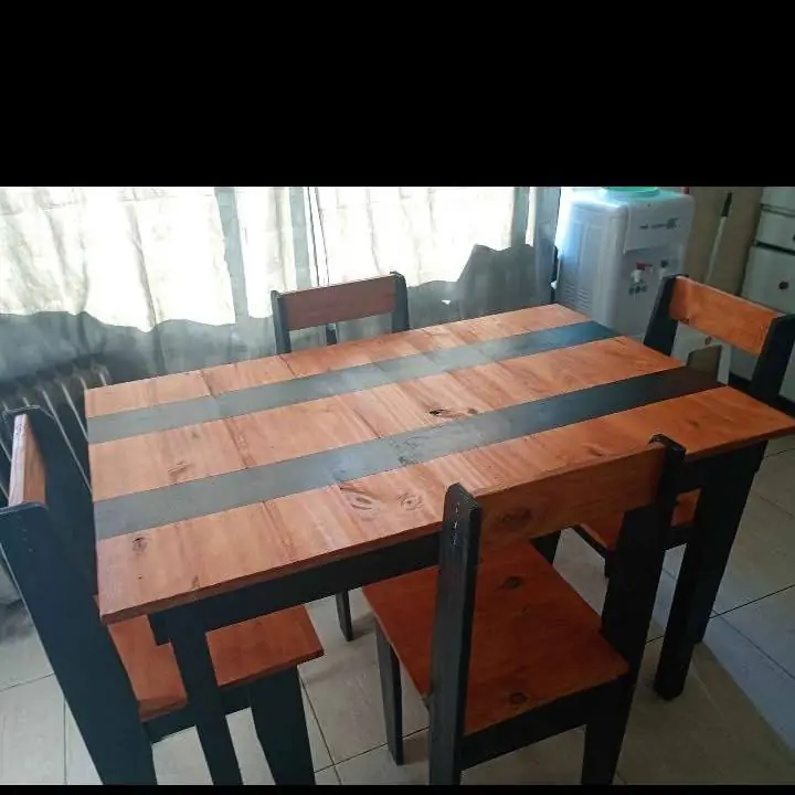 Somos fabricantes de mesa y silla de pino hacemos envios abonas al recibir