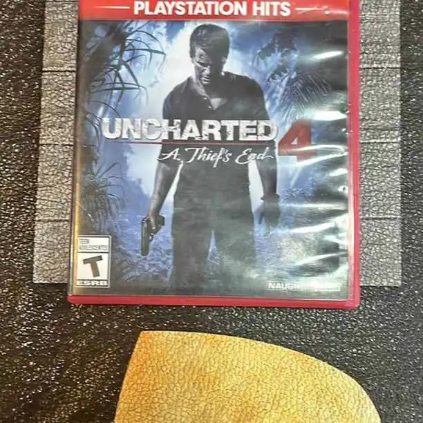 Uncharted 4 a thief end | como nuevo en fisico 20.000$