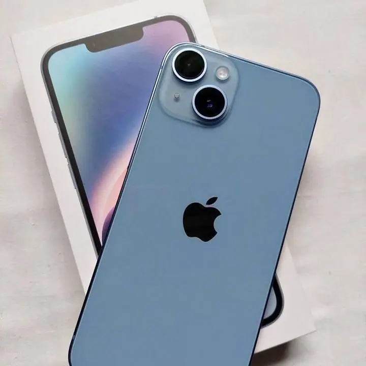 iPhone 14 100% de bateria 340usd