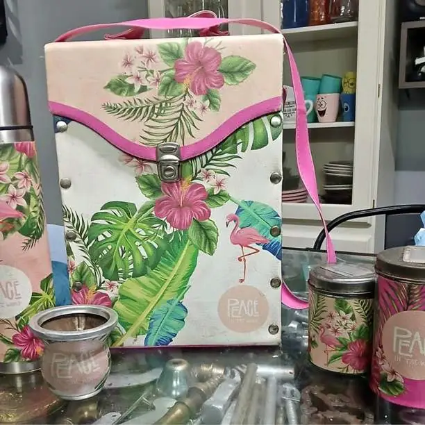 Set de mate flamencos