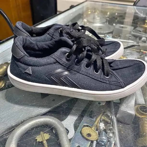 Zapatillas deli talle 31 nene