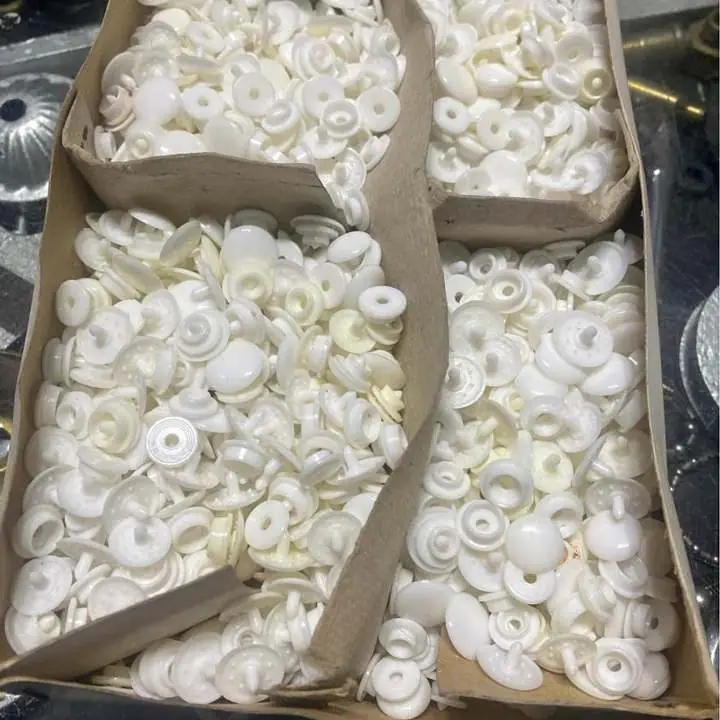 Broches snap blancos lote