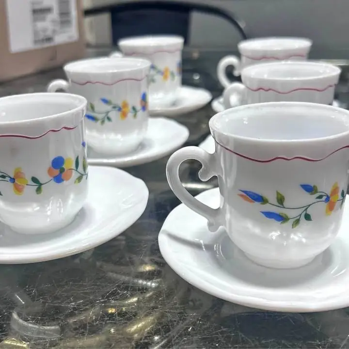 Juego de cafe porcelana x 12 piezas