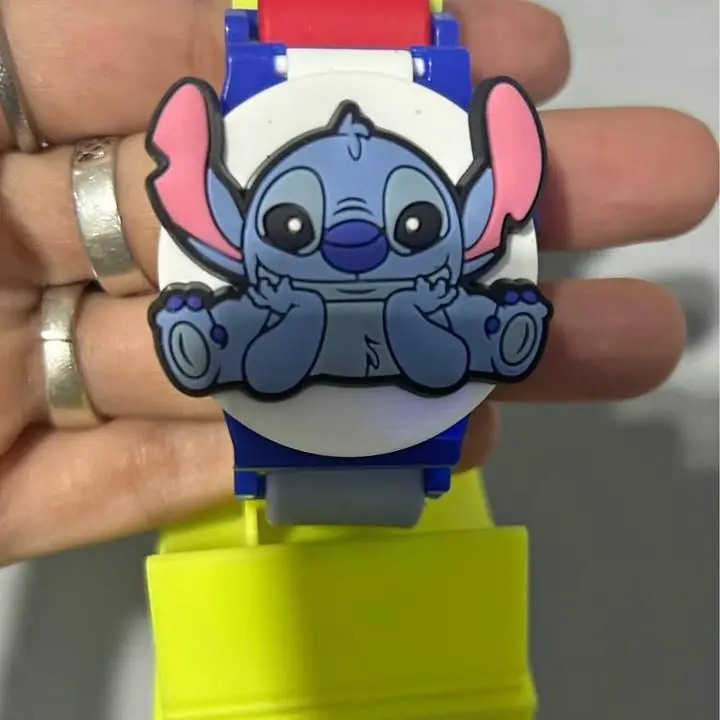 Reloj digital stitch niños