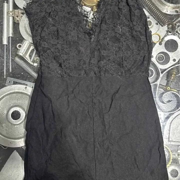 Monito corto de mujer bengalina negro