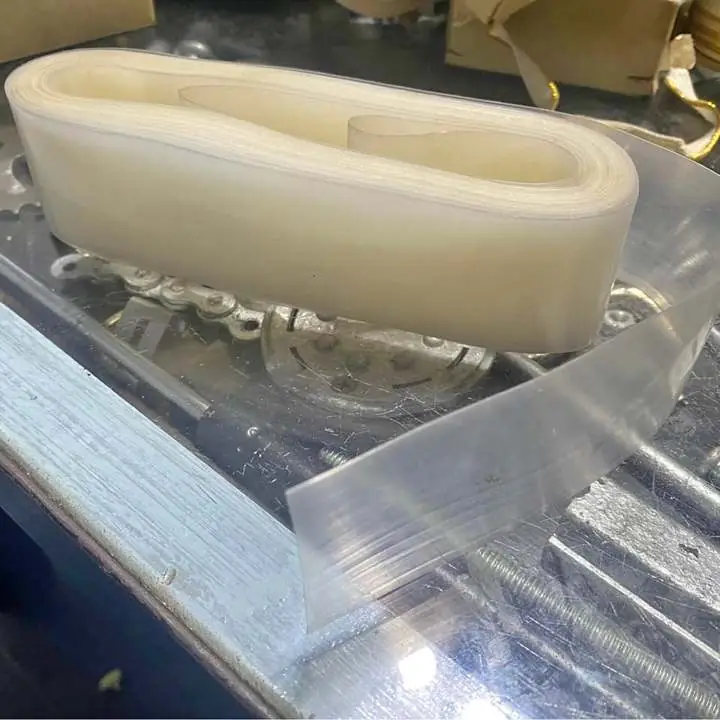 Cinta plastica para cortinas de tela