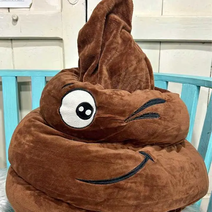 Peluche emoji caca/helado gigante