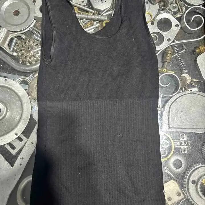 Musculosa faja de avon negra
