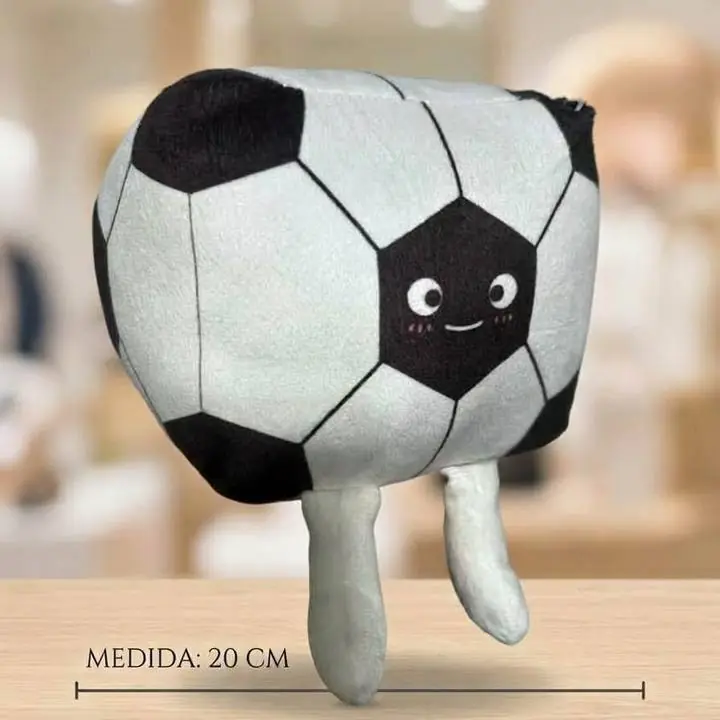 Pelotita cuadrada de peluche