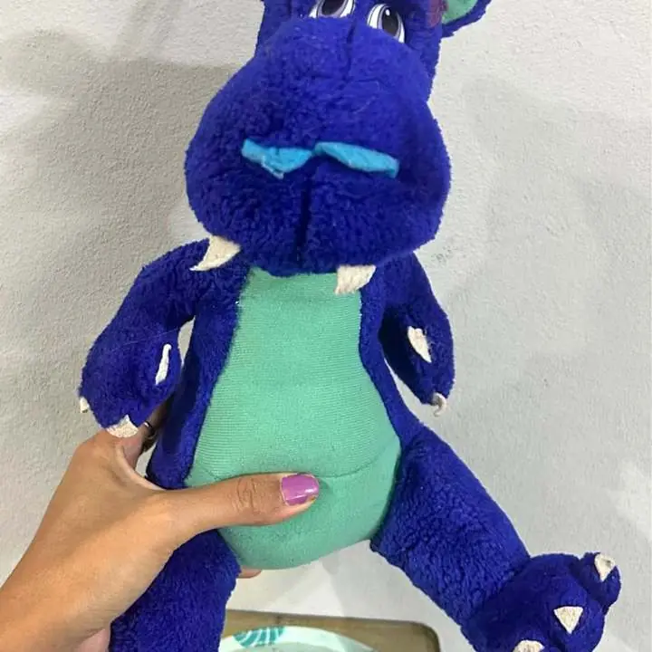 Peluche dragon violeta