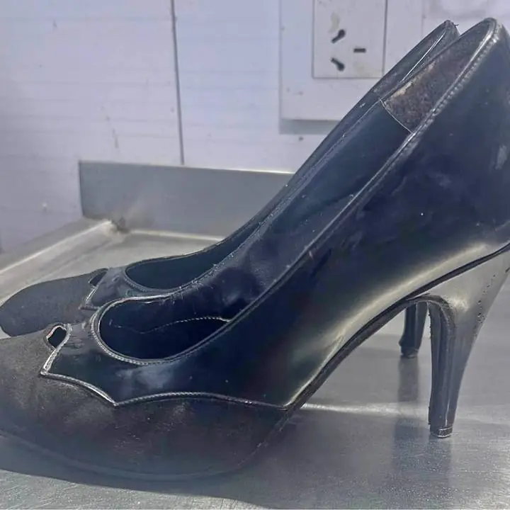 Zapatos talle 38 charol y gamuza