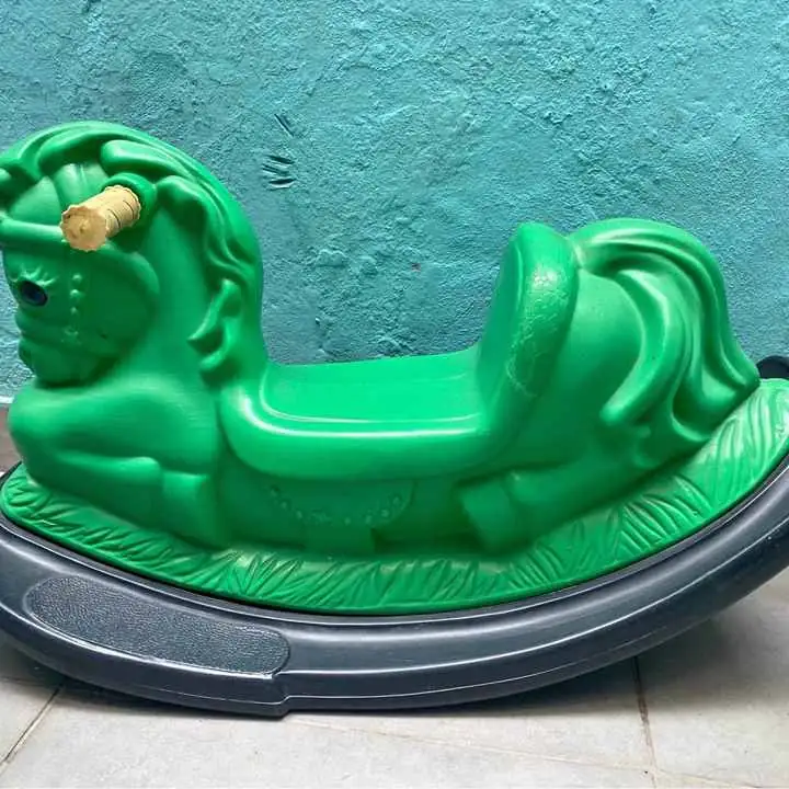 Caballo mecedor hamaca