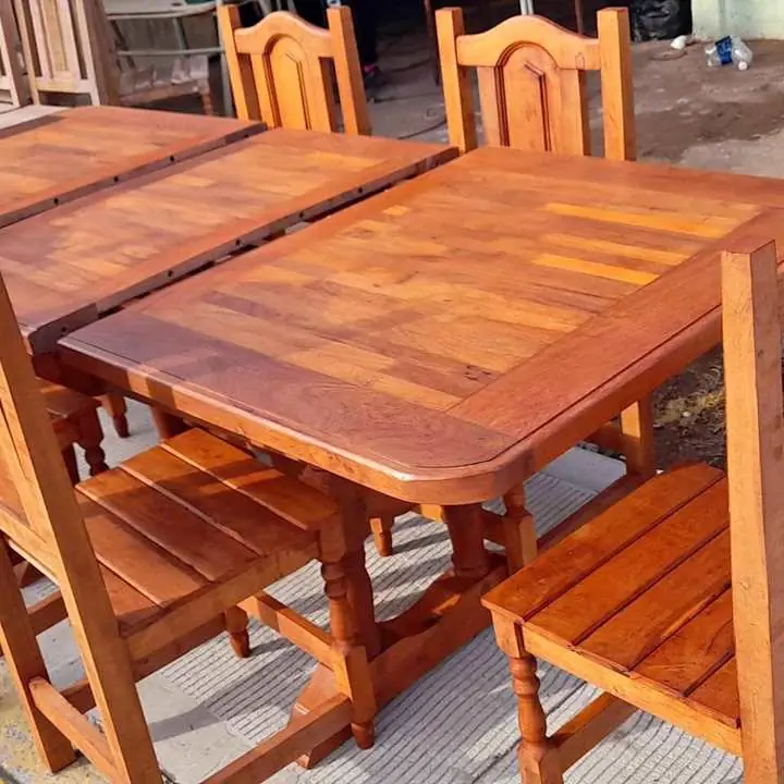 Somos fabricantes de muebles de algarrobo maziso