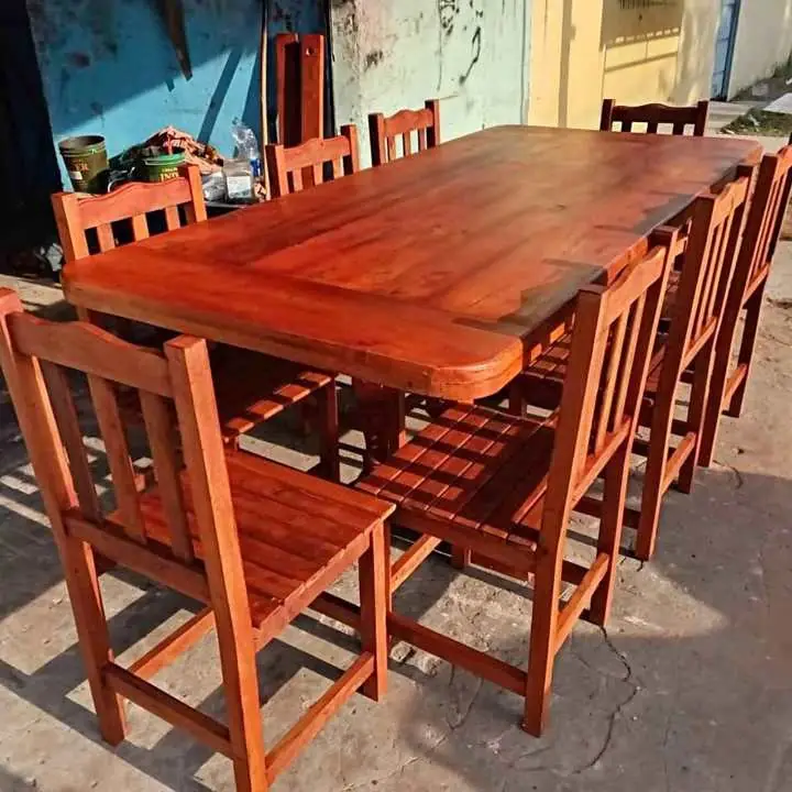 Somos fabricantes de algarrobo masizo 011