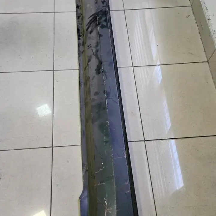 Zócalo lateral izquierdo 405 (LIQUIDACION)
