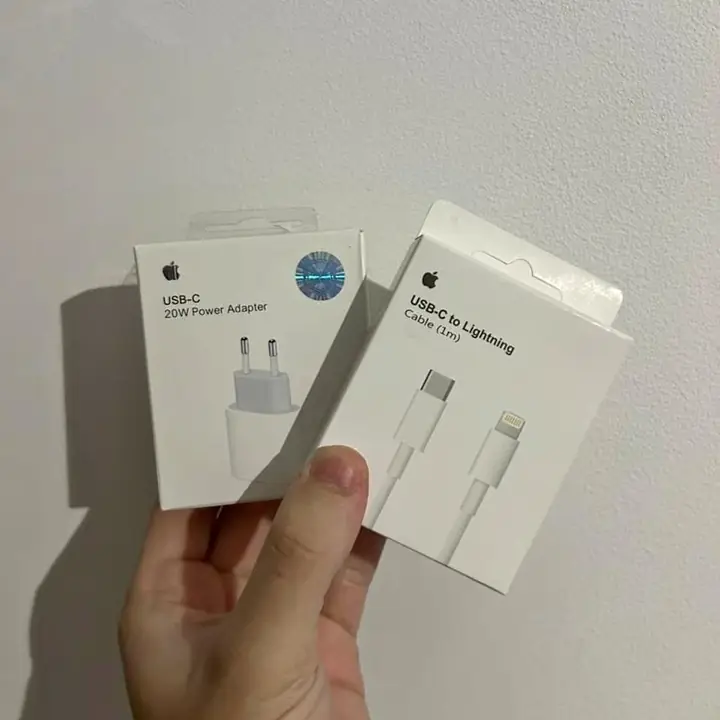 Cargador 20W iPhone USB-C Carga Rapida en Caja Nuevo