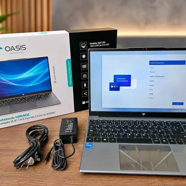 Notebook oasis intel l5 6200U 15,6" 8GB DDR3 1600MHz $640.000 Tamaño de pantalla: 15