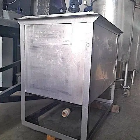 Stock #6248 batea 700 litros acero inoxidable