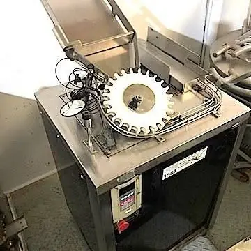 Stock 3653 equipo acumulador y derivador para frascos y ampollas con plato estrella