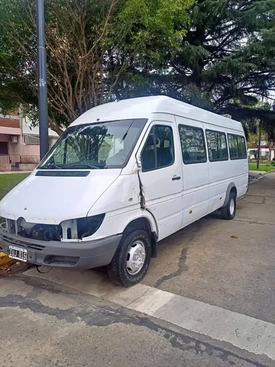 Mercedes benz 413 mini bus