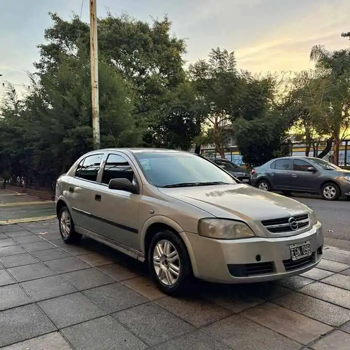 Chevrolet astra 2.0 GL 2005 Nafta/gnc