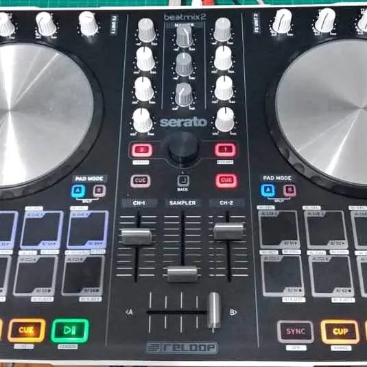 Consola de Dj Reloop Beatmix 2
