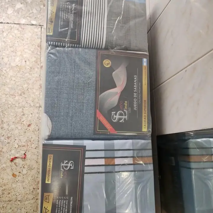 Juego completo sábanas dos plazas y media