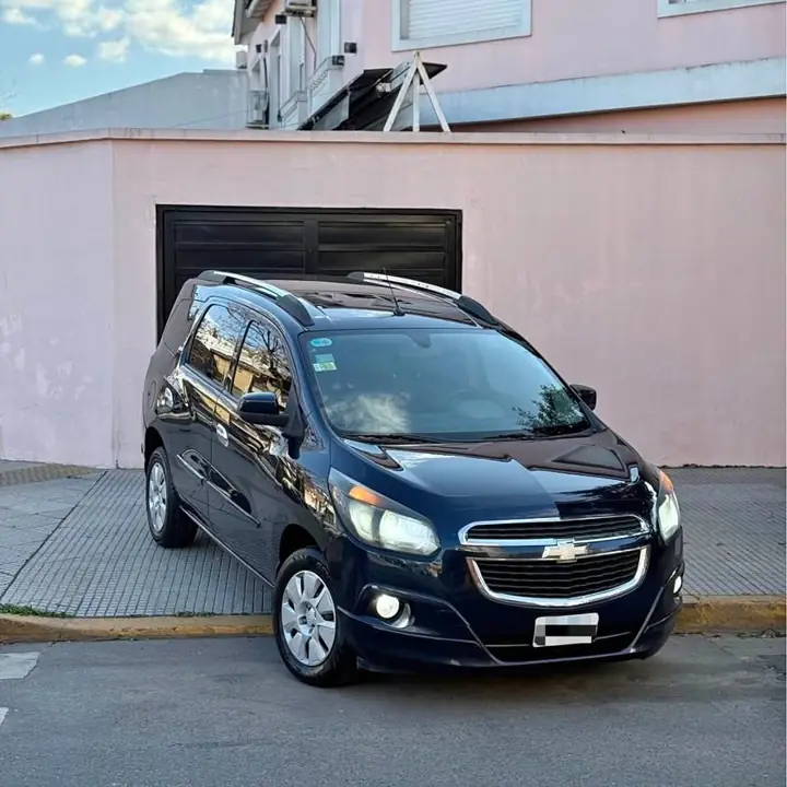 Chevrolet Spin LT (con GNC)