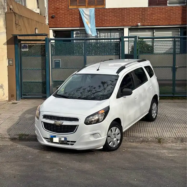 Chevrolet Spin LT 2017