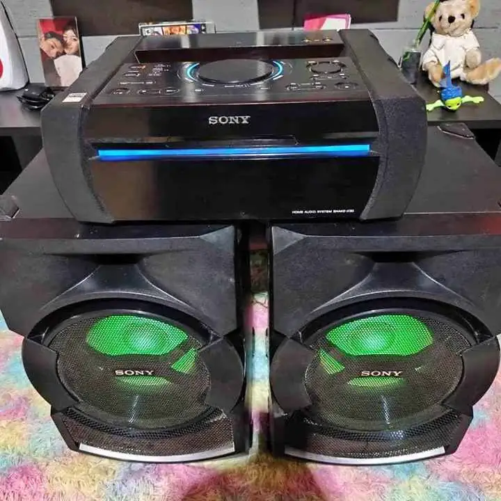 Vendo Sony shake x3d está impecable super potente nuevo andando todo , Bluetooth, USB, auxiliar, rad