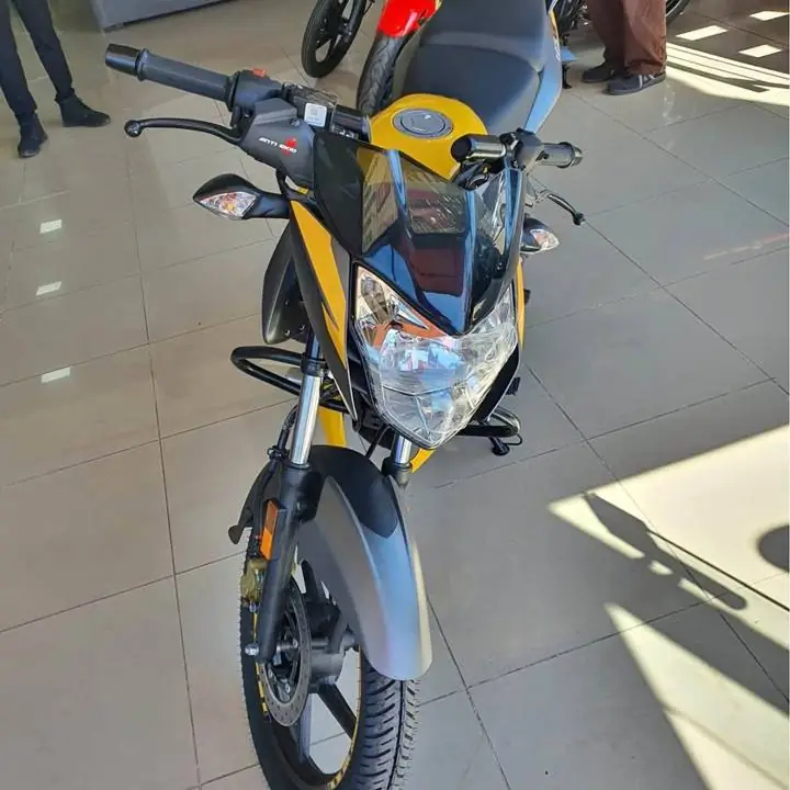 Bajaj rouser 125 0km