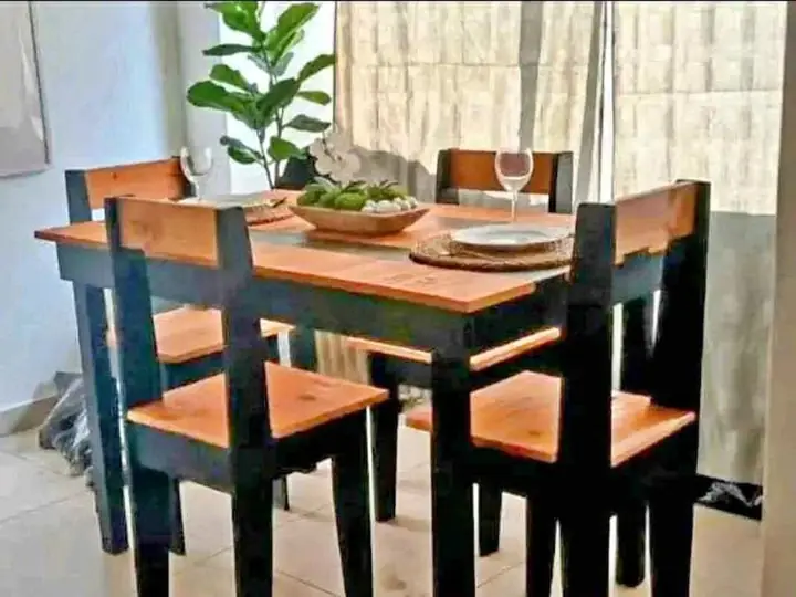 Juegos de comedor de pino macizo