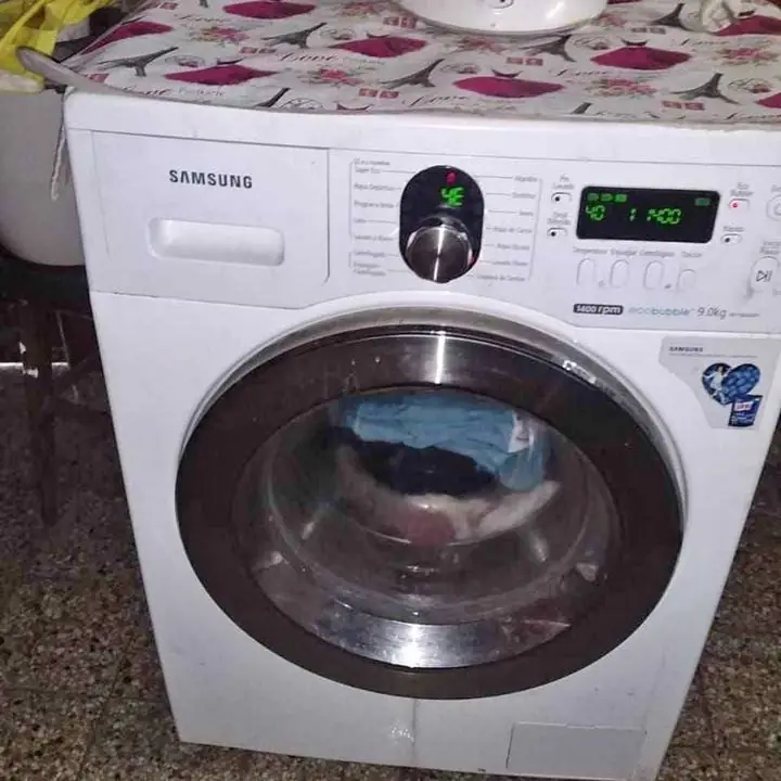 Retiro su lavarropas sin funcionar con plaquetas carga frontal mandar fotos pago esta 40mil
