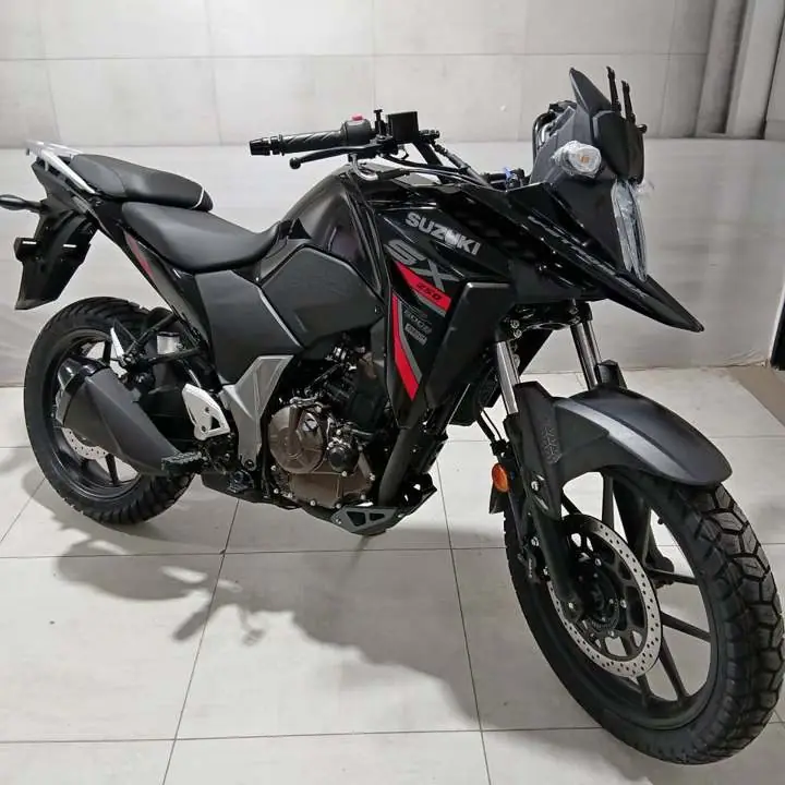 Suzuki ax 250 la damos a pagar con tarjeta de crédito o crédito DNI el DNI de mayor de 21 años