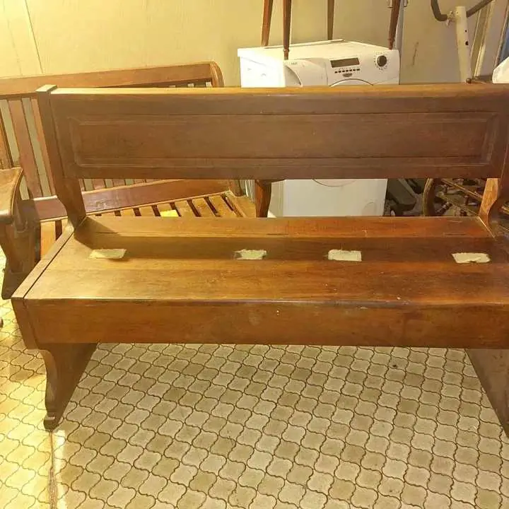 2 Sillones de Cocina o Quincho - Bancas de Madera - Bancos originales de Iglesia en juego. Algarrobo
