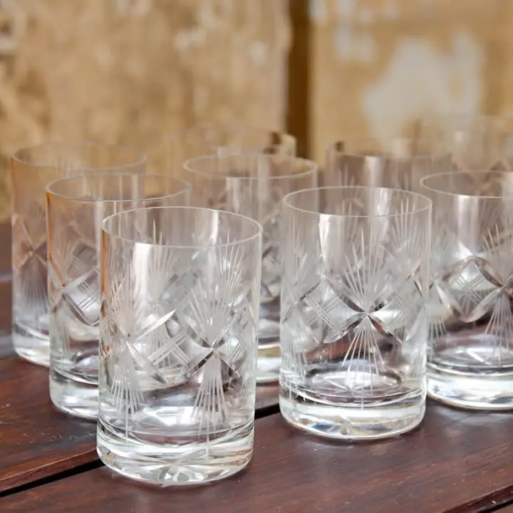 Juego de 9 Vasitos Tallados “Smoothie”