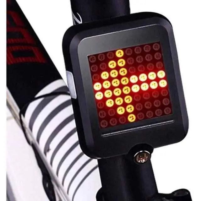Luz trasera recargable con comando para giro freno ( también tiene láser) , comando al manubrio