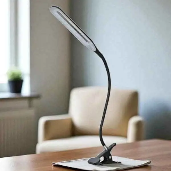 Lámpara velador led con pinza y brazo flexible