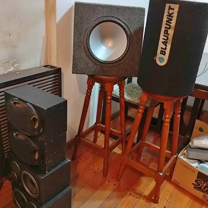 Subwoofer+ 2 parlantes aiwa l Pionner