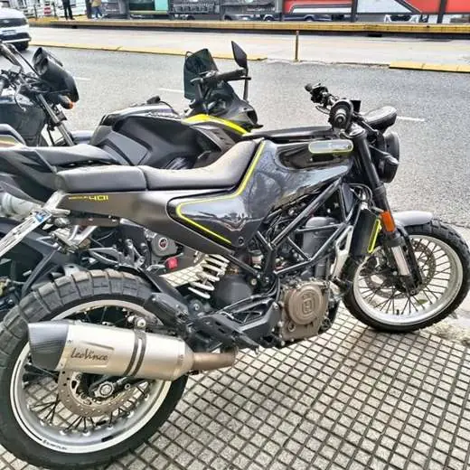 2021 Husqvarna svartpilen