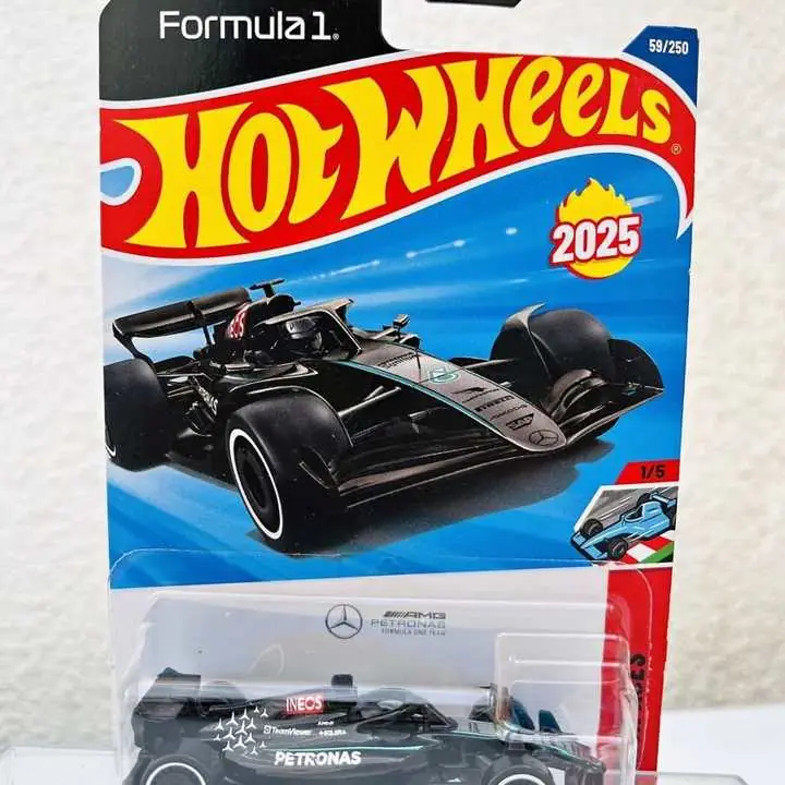 F1 Mercedes Benz Hot Wheels 2025