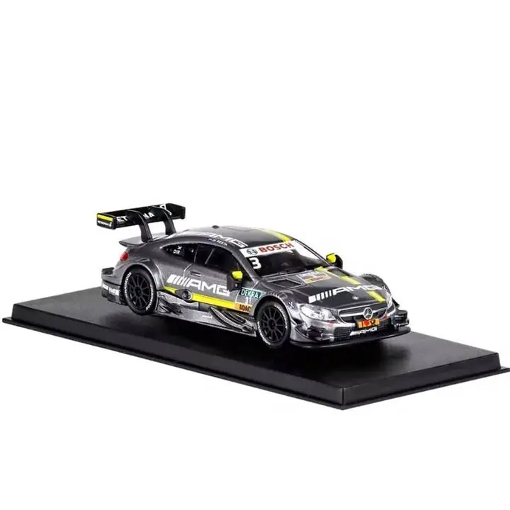 DTM Mercedes Benz AMG C63. con acrílico. Escala 1/43