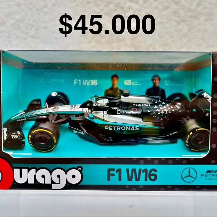 Mercedes Benz F1 W16. George Russel