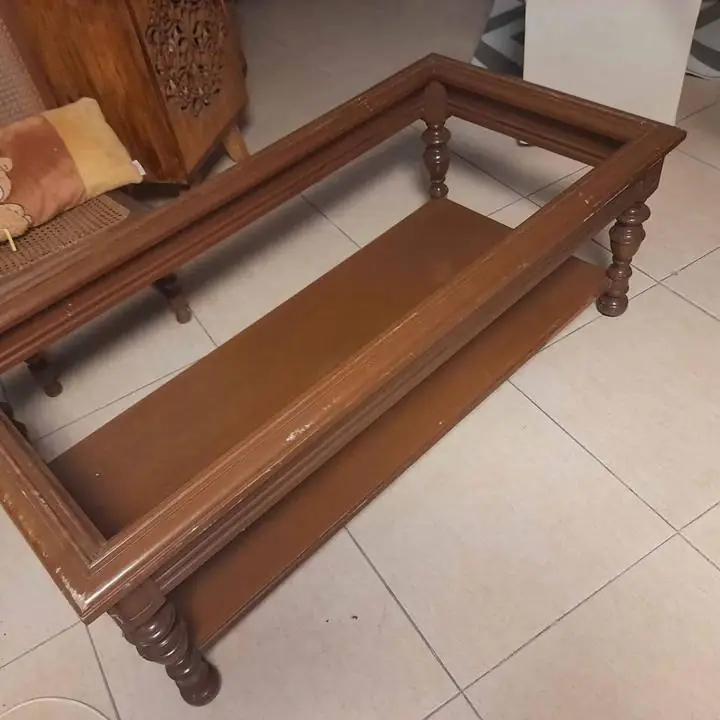 Mesa ratona antigua