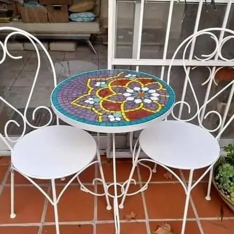 Conjuntos de hierro y mosaiquismo